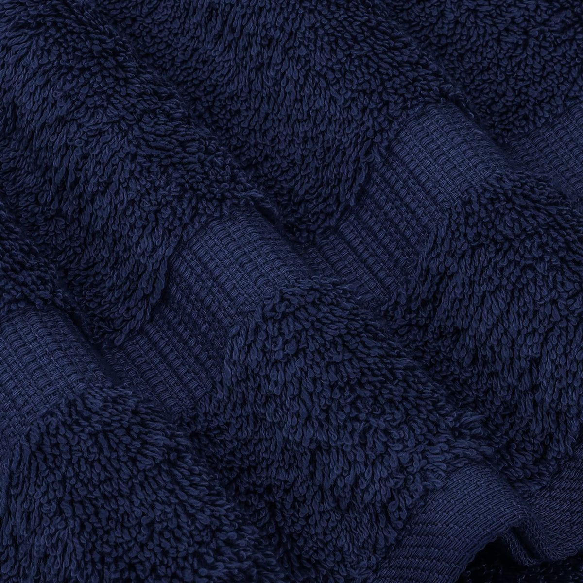 Chakir Turkish Linens navy gift-ready towels invite gifting with premium bath luxury.