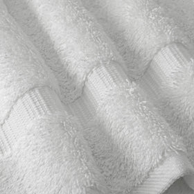Chakir Turkish Linens OEKO-TEX certified label close-up ensuring safety.