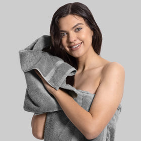Soft, absorbent cotton hand towels from Chakir Turkish Linens elevate everyday hand drying.