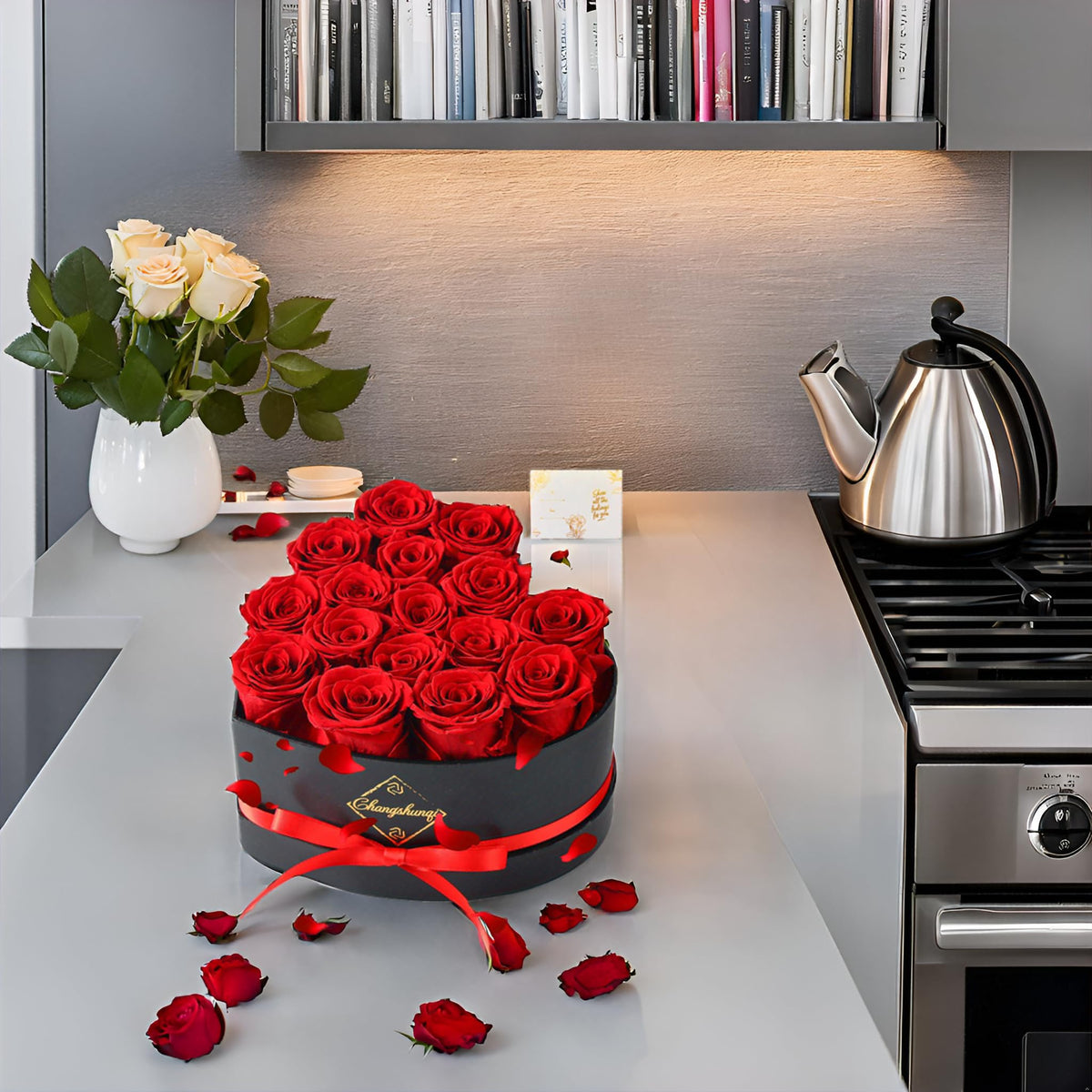 Changshunqi 16-rose heart box elegant design for gifting