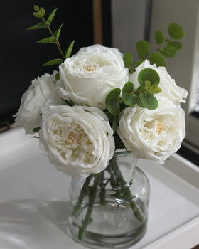 CHASMILE artificial white roses in vase for an elegant, long-lasting centerpiece.