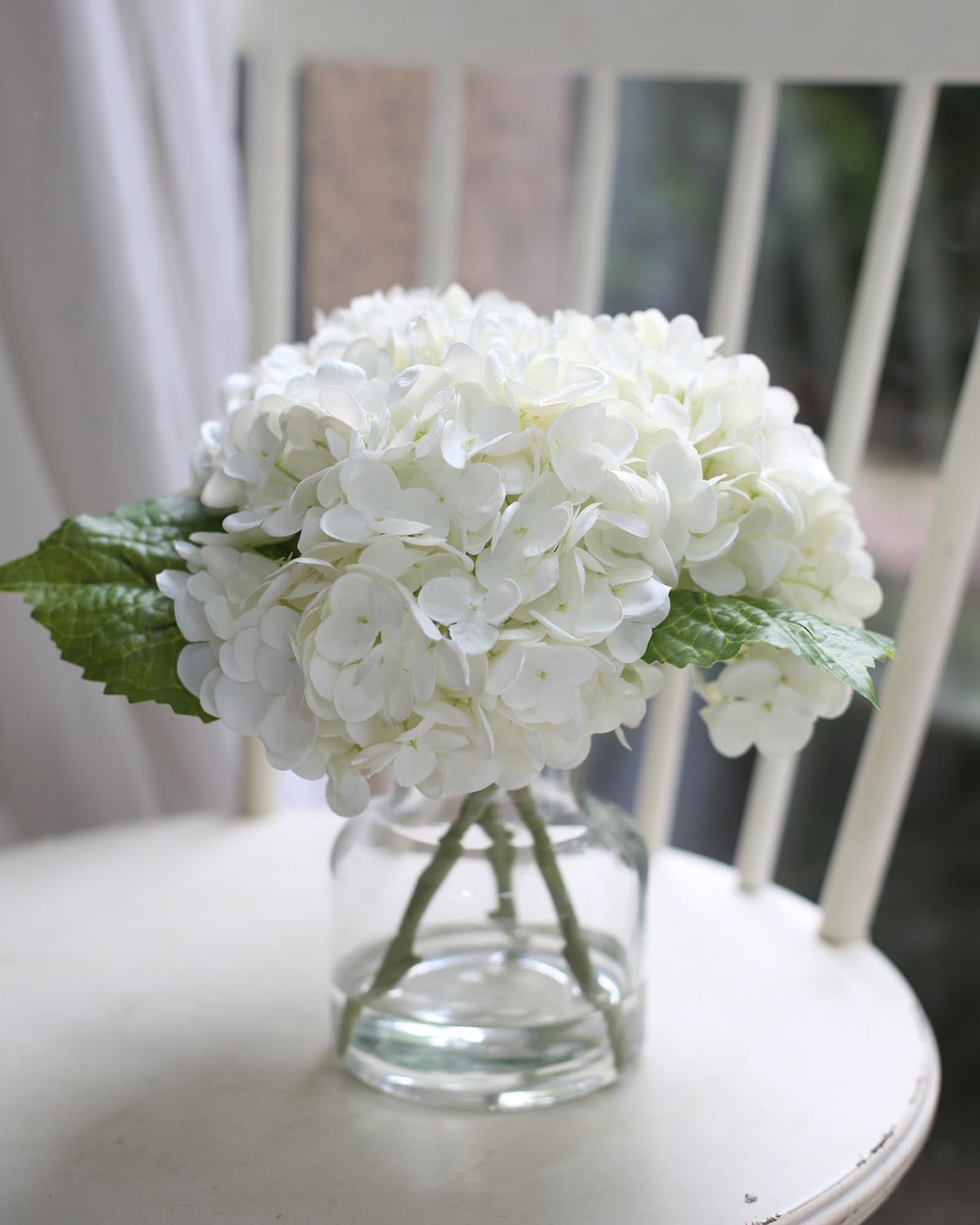 CHASMILE Real Touch Hydrangea in vase close-up shows lifelike petals for elegant home decor