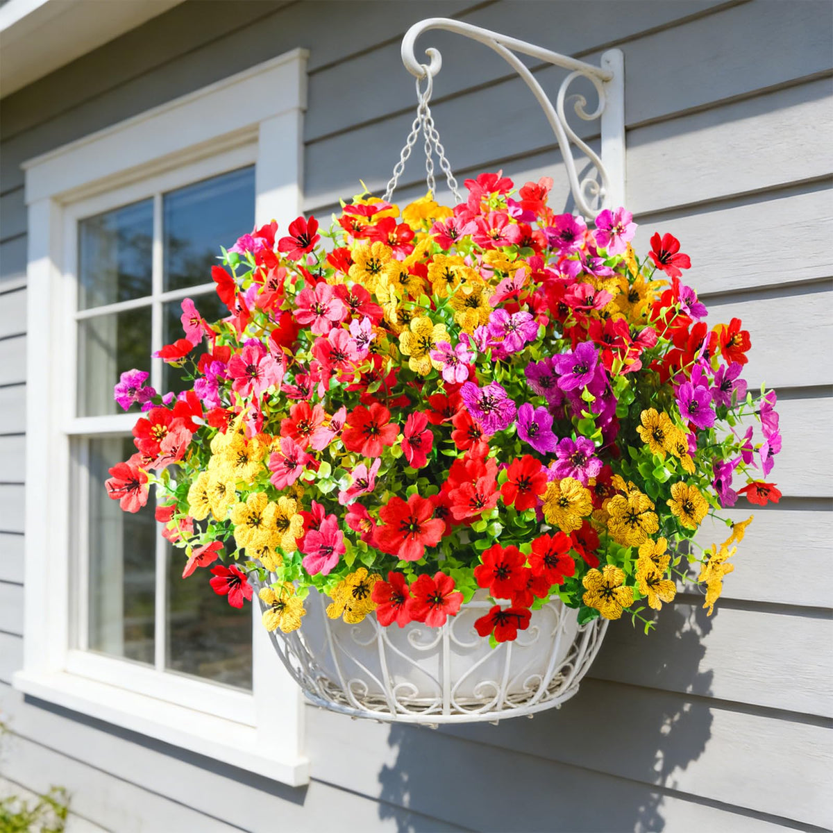 Cherica 40-pcs full arrangement fills large planters beautifully