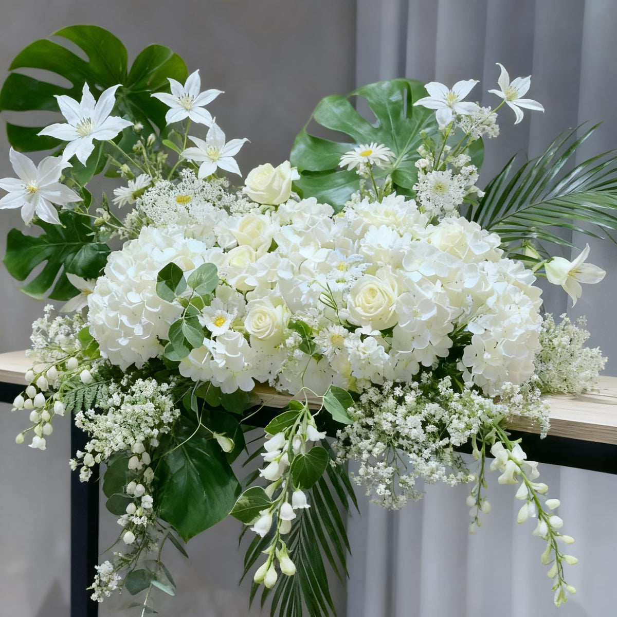 Cherica white hydrangea flowers pack ideal for wedding decor and DIY projects.