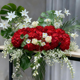 Cherica deep red hydrangea stems with iron core for easy shaping.