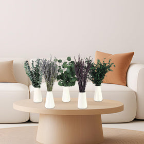 Chflost preserved blooms offer long-lasting gift options for housewarmings and holidays.