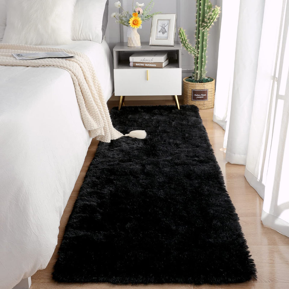 Chicrug soft runner 2x6 in black adds plush bedroom comfort.