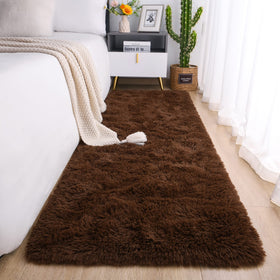 Chicrug soft runner brown 2x6 on bedroom floor adds cozy warmth