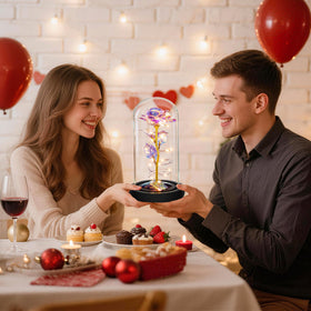 Childom festive rose decor for anniversaries and special days