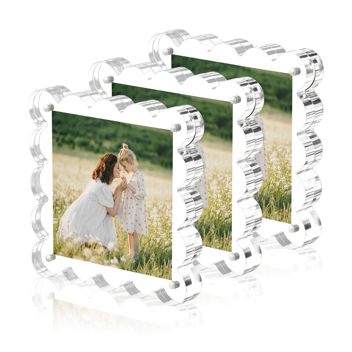 Chivalral clear frame 4x4 front view with dual-sided display for easy photo swaps.