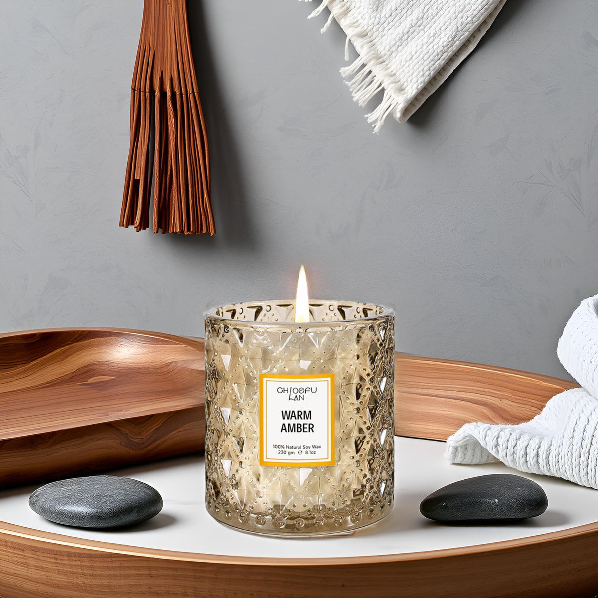 Chloefu LAN Amber Candle decorative candle with serene scent