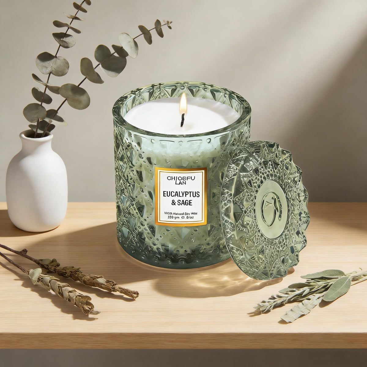 Chloefu LAN 8.1 oz soy candle with lead-free wick for clean burn.