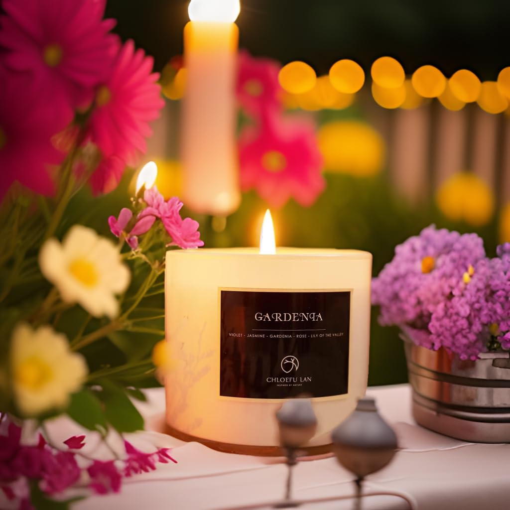 Chloefu LAN Gardenia candle packaging details highlighting lid and label.