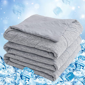 CHOSHOME Arc-Chill twin cooling comforter shows cooling surface for hot nights.
