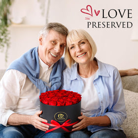 CHOSIAROSE satin ribbon and card elevate gifting with elegant presentation.