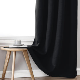 ChrisDowa bedroom blackout for a cocooned night and restful mornings