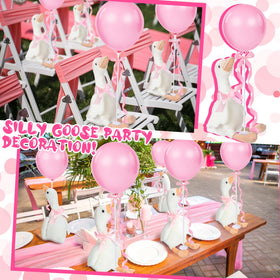 Chunful balloon table decor adding color and height to party
