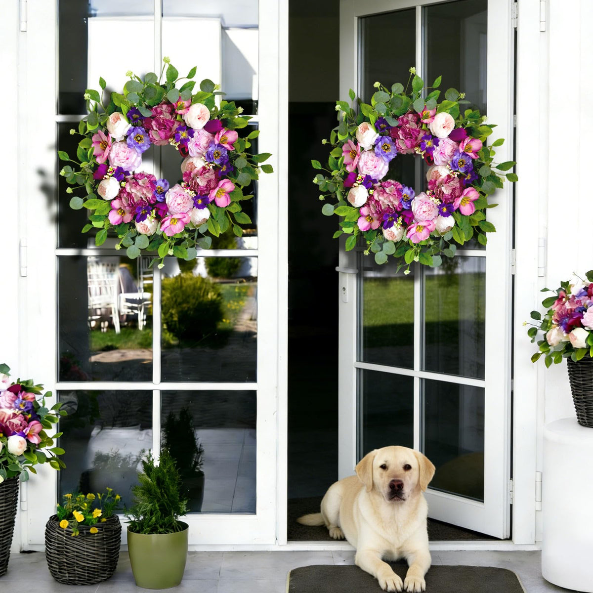 CHvista wreath detail on grapevine base highlighting natural texture