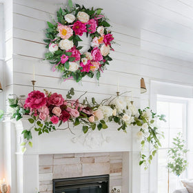 CHvista wreath arrangement ideal for weddings or festive backdrops.