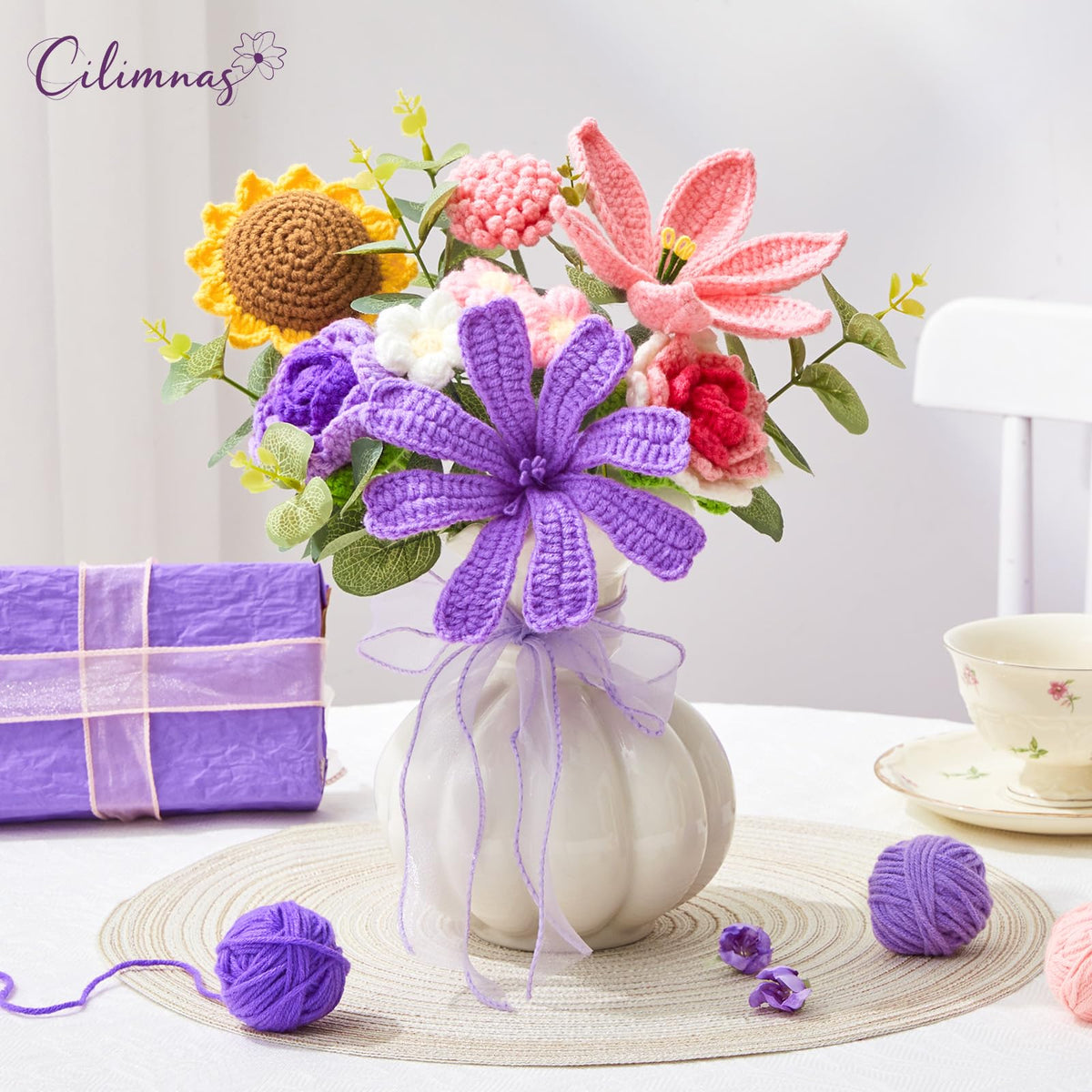 Cilimnas crochet bouquet size 15.3 inches high and 11 inches wide
