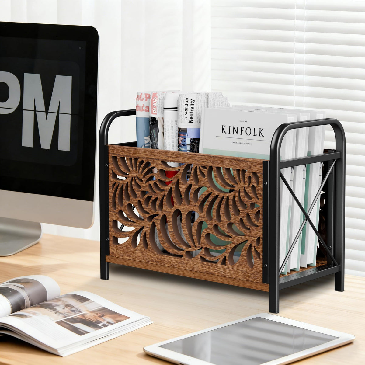 CILXGQLN magazine holder shows hollow pattern for quick visibility and access