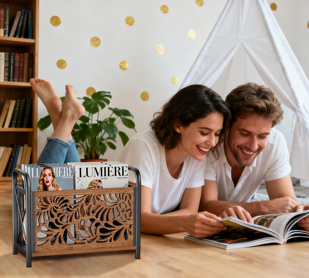 CILXGQLN magazine holder combines sturdy wood and metal for lasting storage