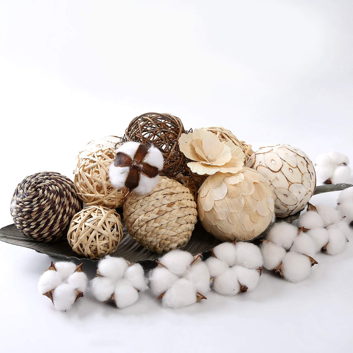 CIR OASES cotton bolls adding texture to centerpieces