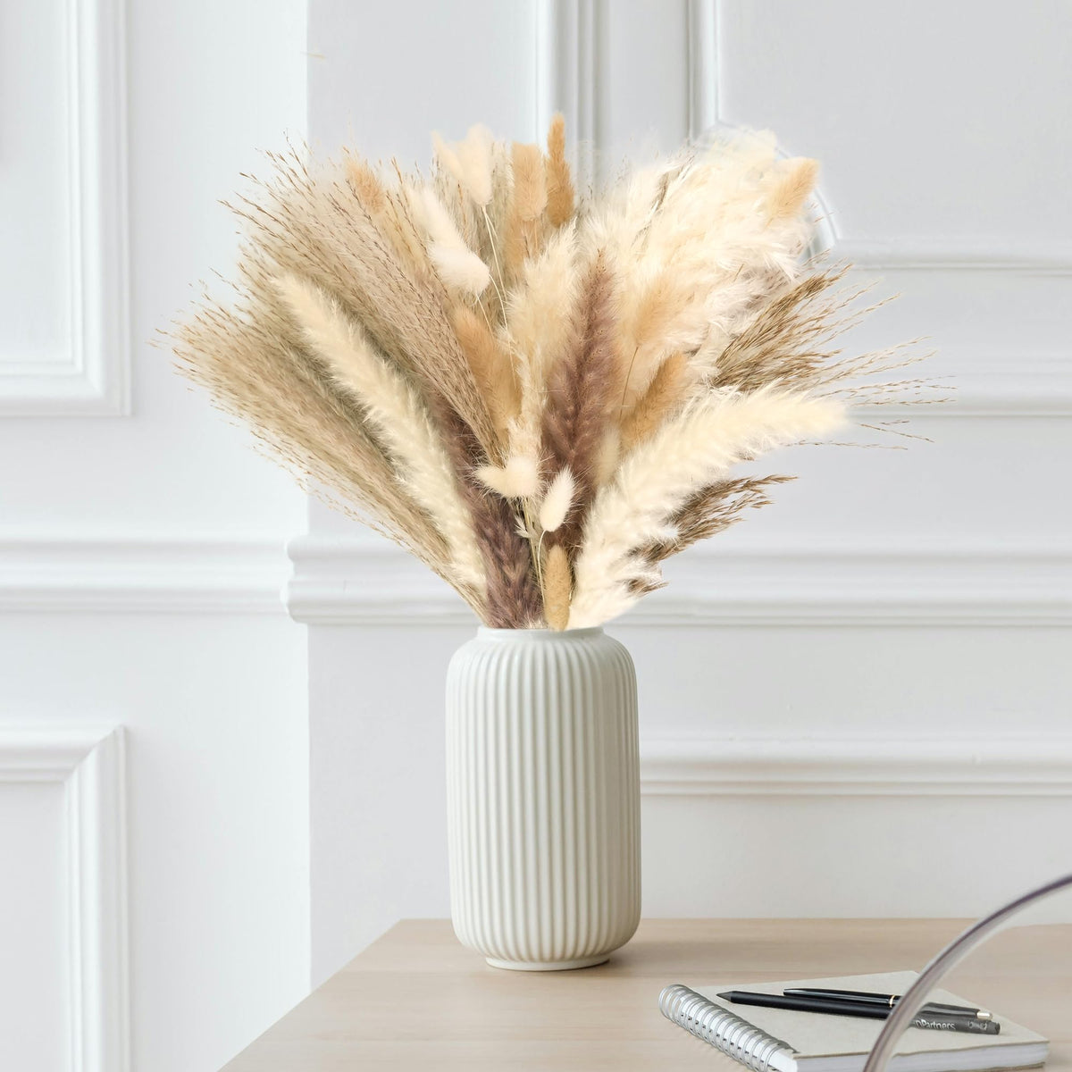 CKBT wedding arch decor with pampas provides graceful, airy accents