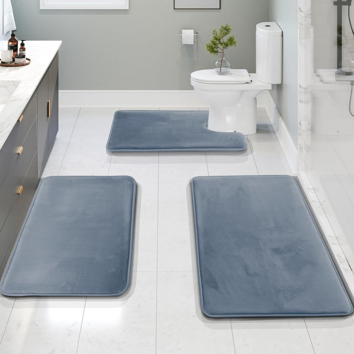 Clara Clark velvet memory foam bath mat small 17x24 with plush comfort.