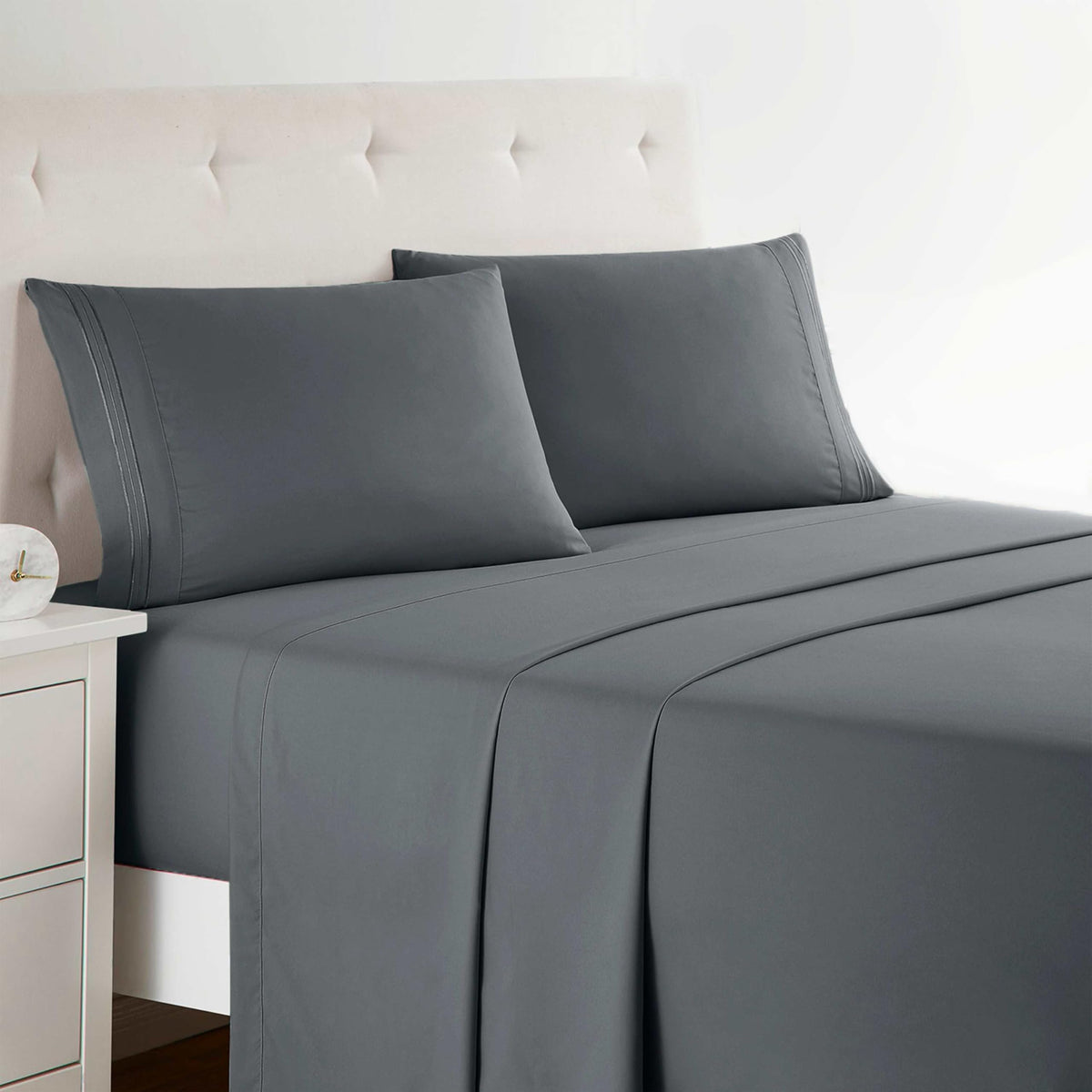 Clara Clark full XL charcoal gray sheets in flat lay show ultra-soft microfiber finish.