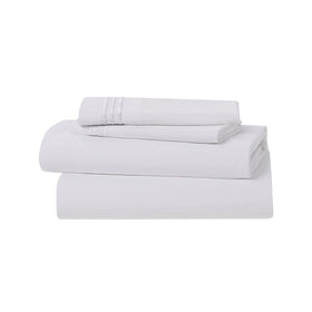 Clara Clark Premier 1800 colorfast dyes maintain fade-resistant hues after washing