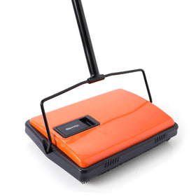 CLEANHOME manual carpet sweeper removes pet hair from rug