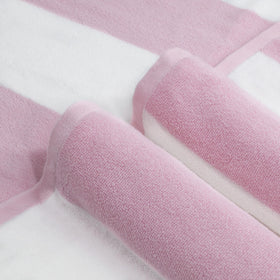 CLOWOOD combed cotton towel in pink stripes offers softness and quick drying.
