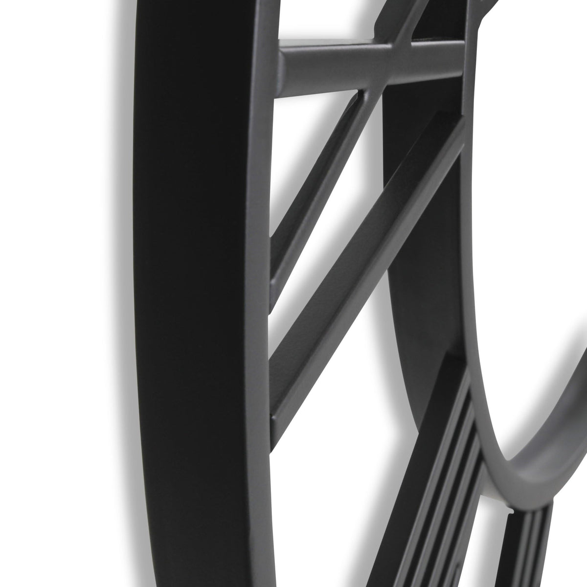 CLXEAST Housewarming gift wall clock 24-inch combines charm and practicality.