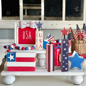 COCHIE tiered-tray patriotic decor set for stylish table displays