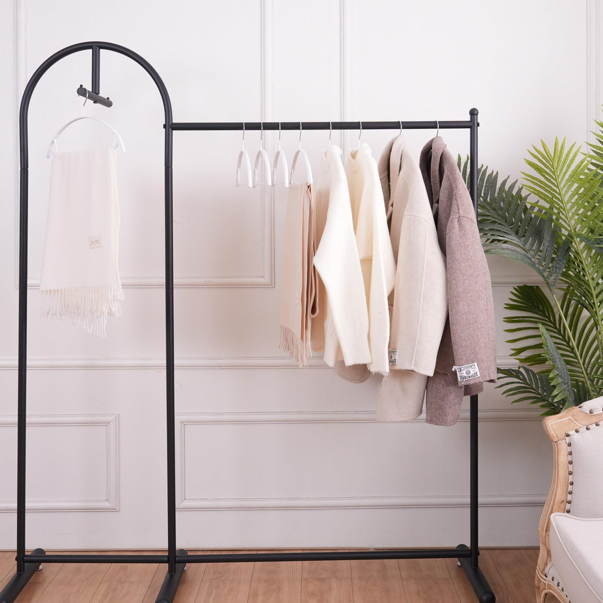 Cocomaya pants bar hangers keep trousers neatly paired with tops.