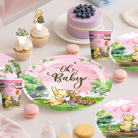 Cocomigo dad-to-be pin adds playful flair to couple's celebration.