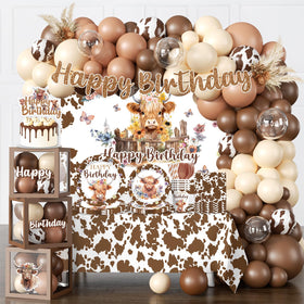cocomigo Highland Cow banner for charming party entrance and photo moments.