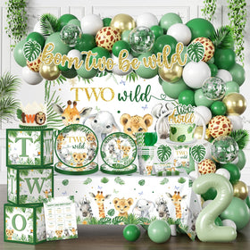 Cocomigo Two Wild banner for jungle safari party creates a coordinated look.