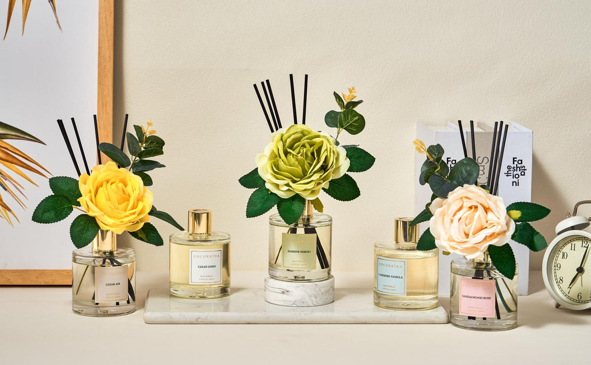 COCORRÍNA floral botanicals inside a clear glass bottle for decor.