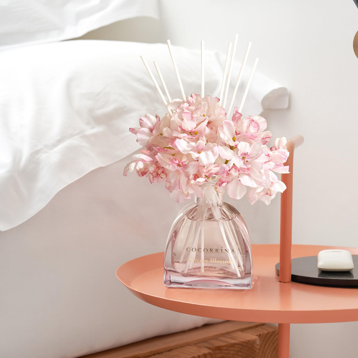 COCORRÍNA 8.5oz diffuser delivers long-lasting fragrance without overwhelming.