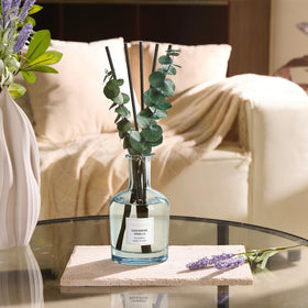 Close-up of COCORRÍNA Cashmere Vanilla fragrance oil bottle