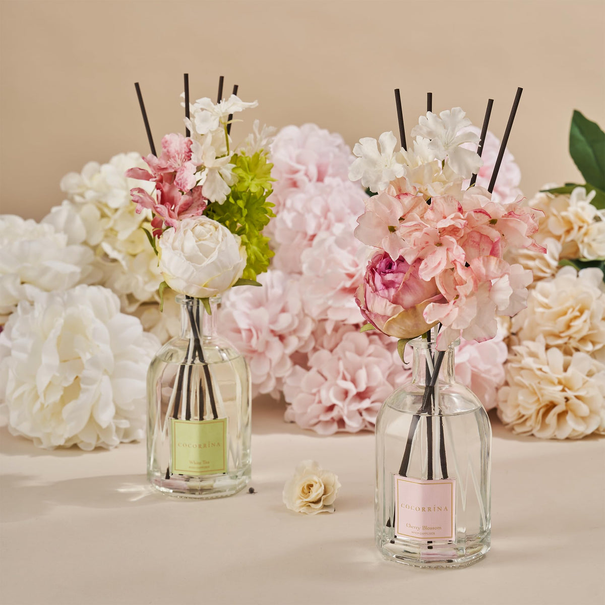 COCORRINA Cherry Blossom diffuser shows preserved flowers for elegant decor