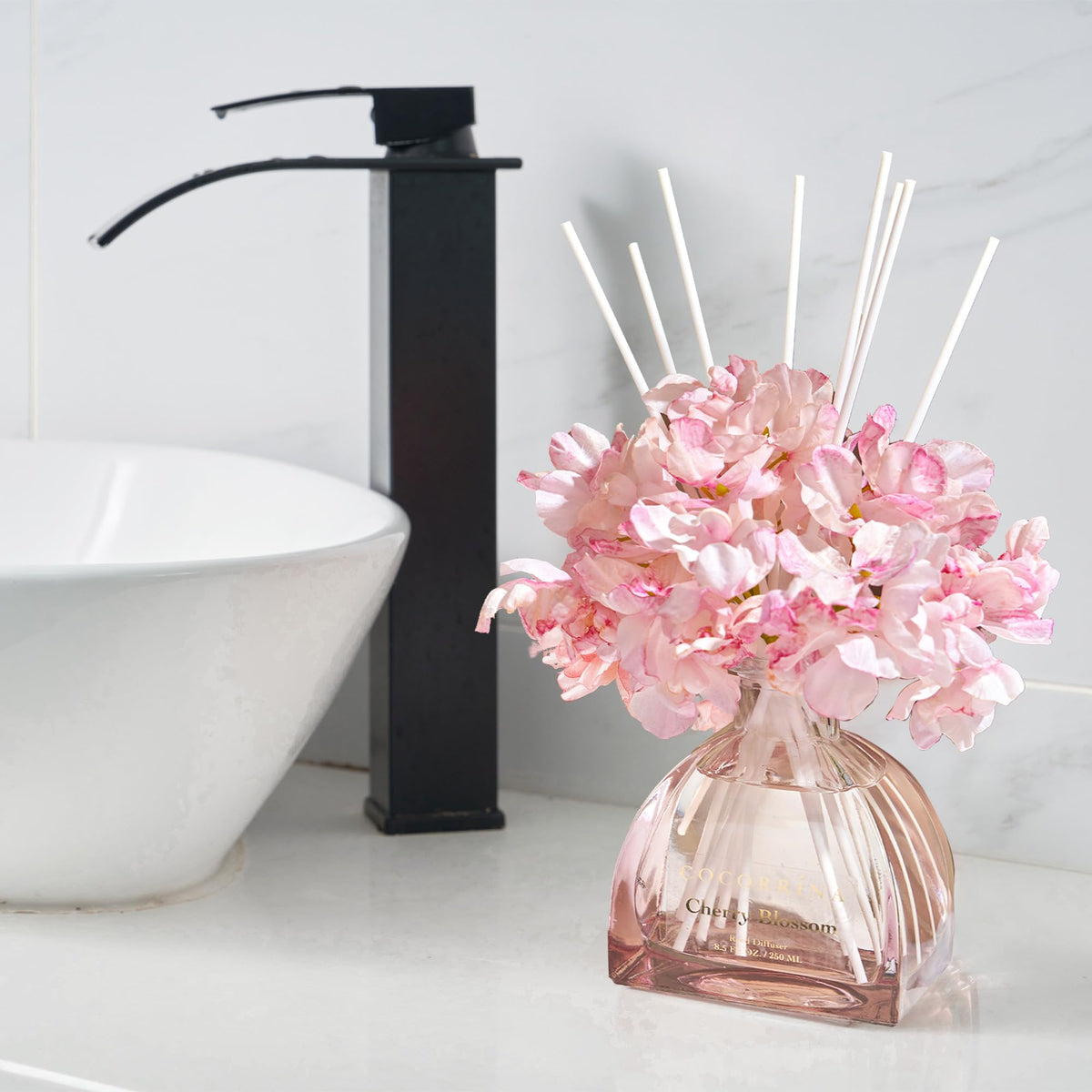COCORRÍNA diffuser for Cherry Blossom home decor enhances rooms.