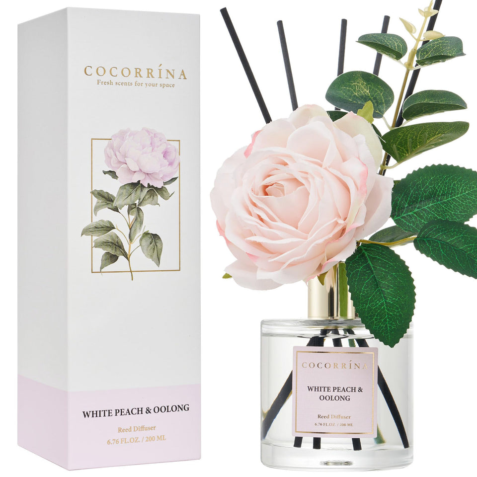 COCORRÍNA flower reed diffuser bottle with botanicals for home fragrance