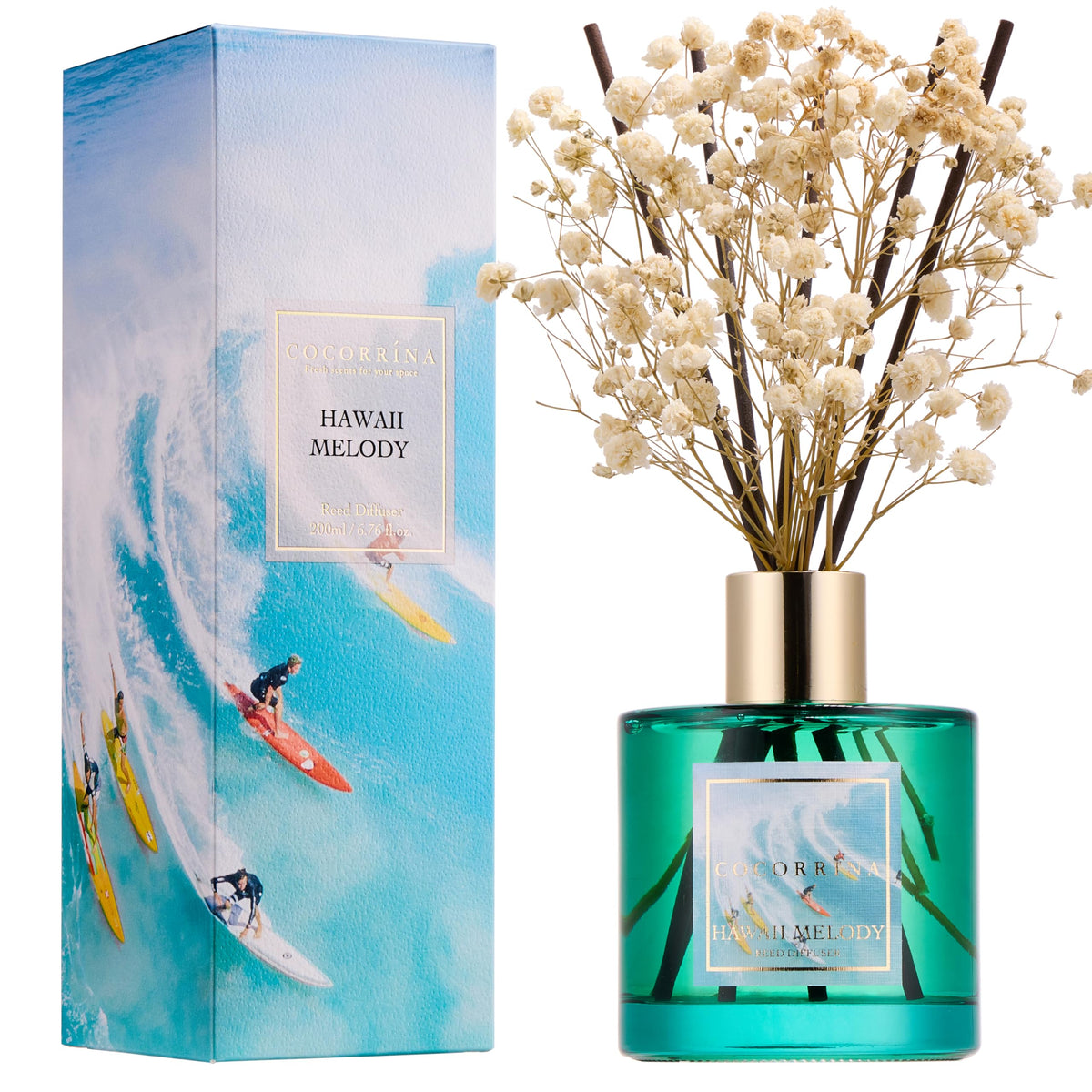 COCORRÍNA Hawaii Melody diffuser bottle elevating living room ambiance.