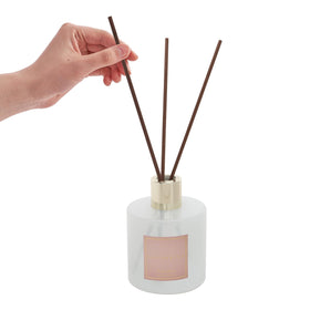 COCORRÍNA long-lasting diffuser delivers weeks of fragrance in any room