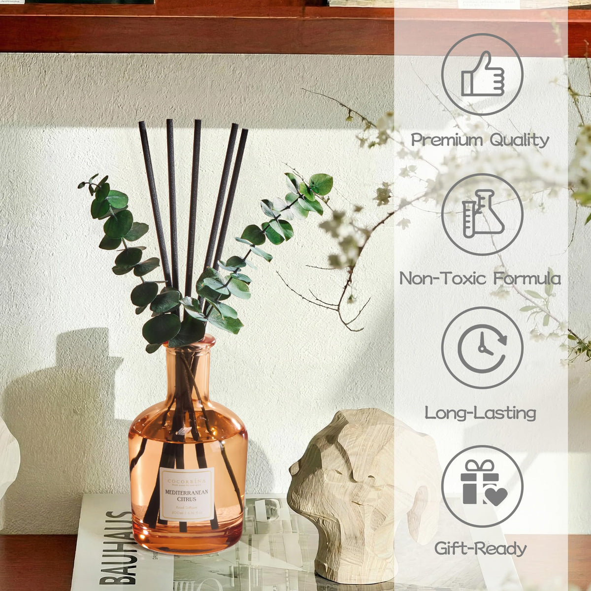 COCORRÍNA fragrance oil bottle highlights long-lasting aroma without heat.