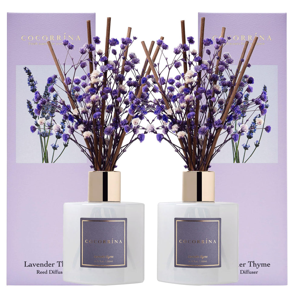 COCORRÍNA premium reed diffuser with preserved baby's breath for a calming lavender-thyme ambiance.