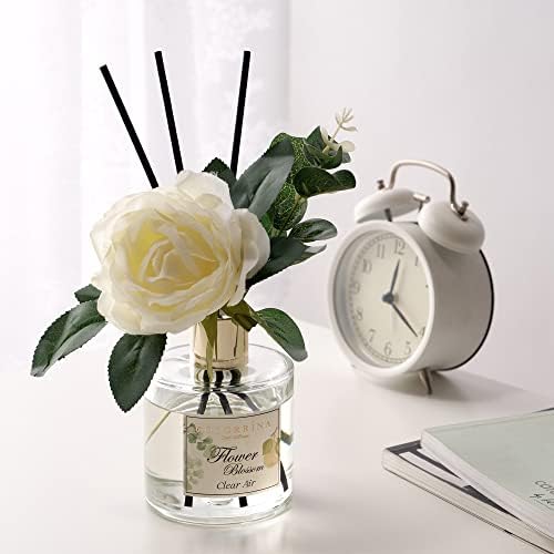 COCORRÍNA reed diffuser sticks closeup, ideal for steady scent diffusion in spaces